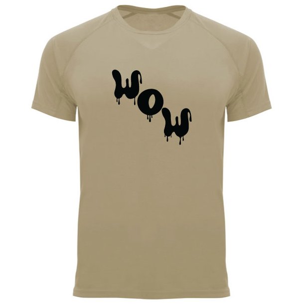 Kopi af WOW - Polyester Tee - Sand - Stort logo